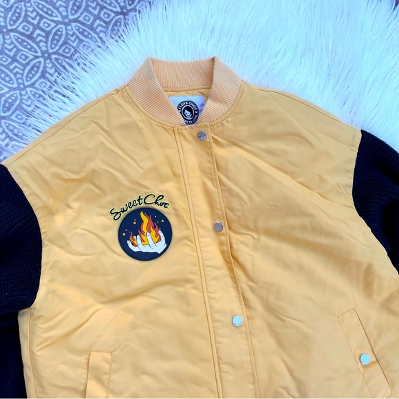 I Love Choc Hong Kong Yellow & Black Jacket S 160/84 A - Picture 2 of 5